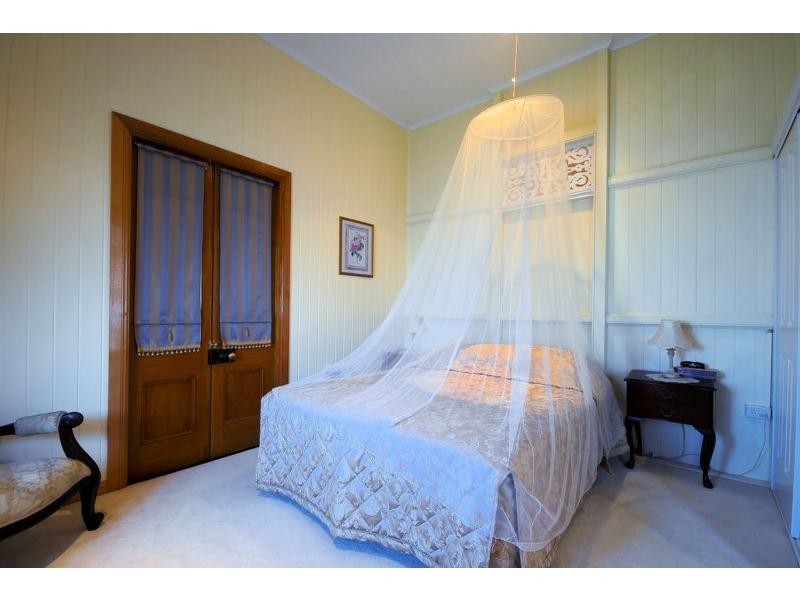 34 Albury Street, Pimlico QLD 4812