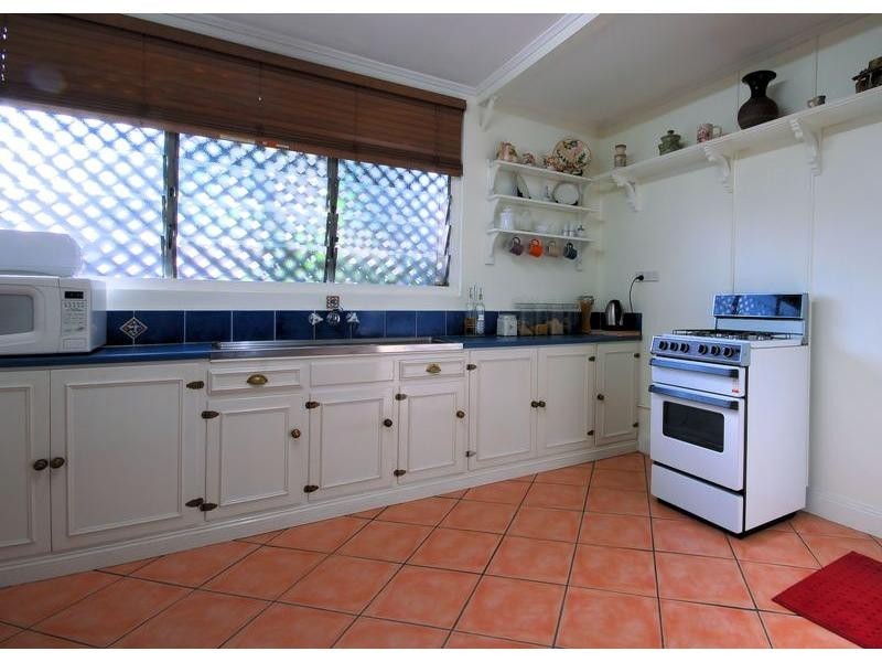 34 Albury Street, Pimlico QLD 4812