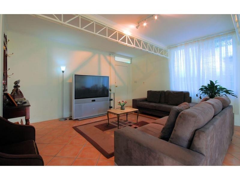 34 Albury Street, Pimlico QLD 4812