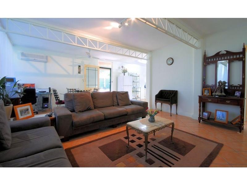 34 Albury Street, Pimlico QLD 4812