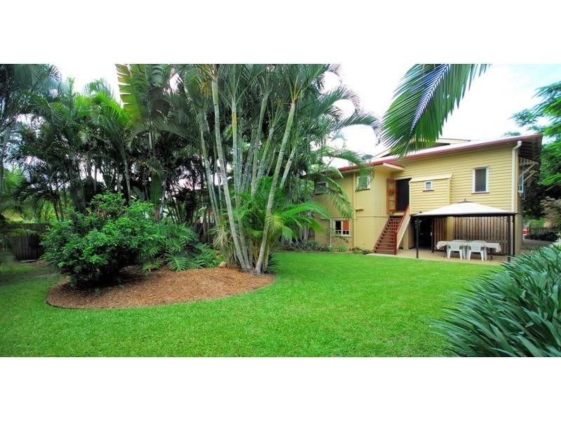 13 Soule Street, Hermit Park QLD 4812