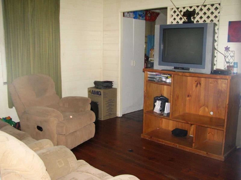 14 Fifth Street, Railway Estate QLD 4810