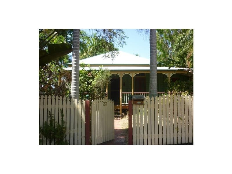 22 Sixth Street, South Townsville QLD 4810