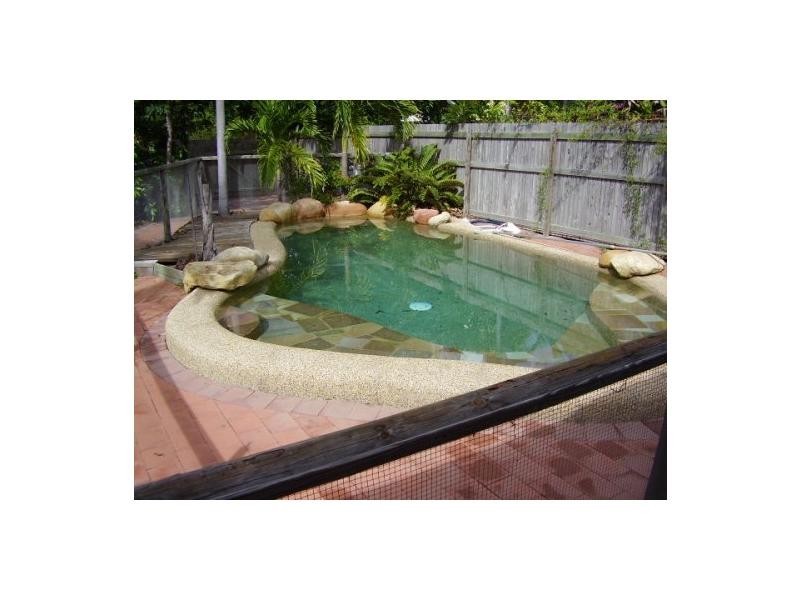 22 Sixth Street, South Townsville QLD 4810