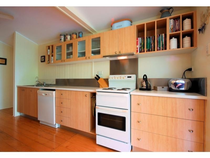 50 Sherriff Street, Hermit Park QLD 4812