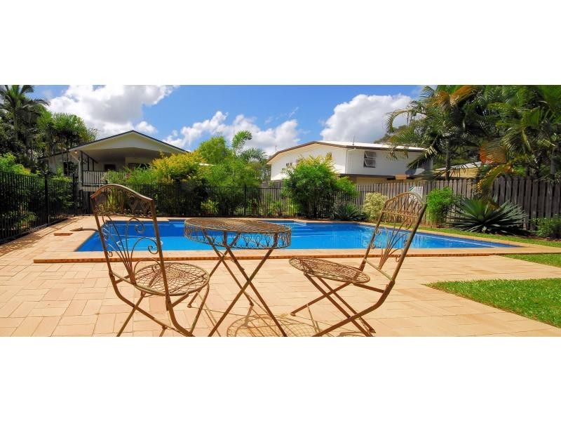 50 Sherriff Street, Hermit Park QLD 4812