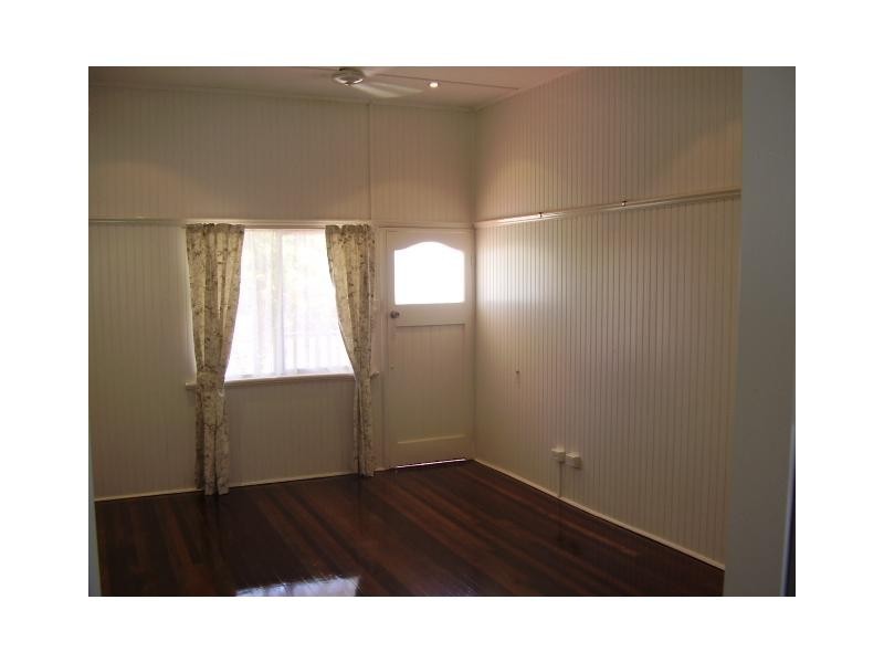 21a Lothair Street, Pimlico QLD 4812