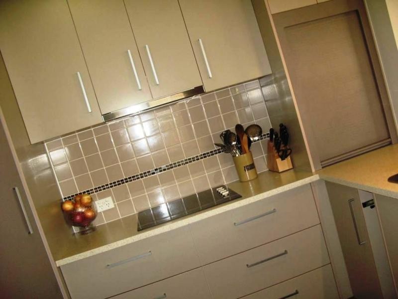 24 Bluff Street, Bushland Beach QLD 4818