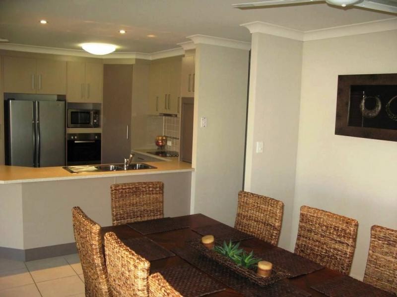 24 Bluff Street, Bushland Beach QLD 4818