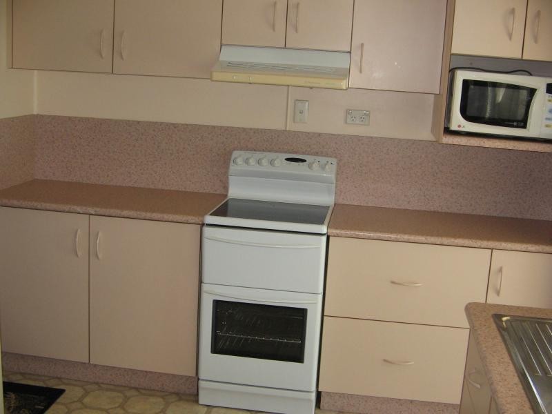 4 Yapp Street, Vincent QLD 4814