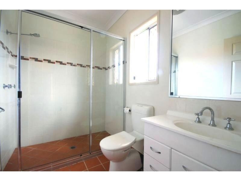 10 Bronte Court, Bushland Beach QLD 4818