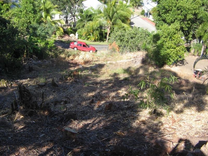 11 McClelland Street, West End QLD 4810