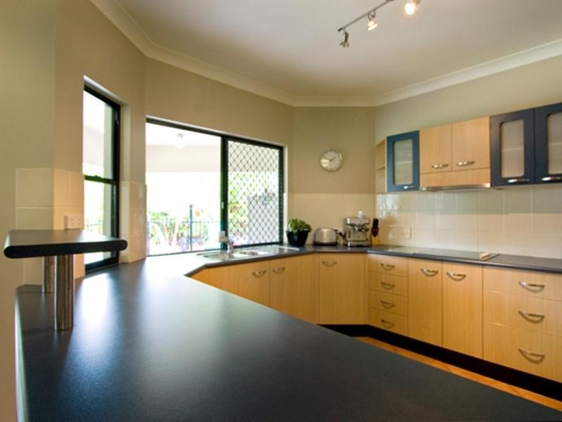 32 Mendi Drive, Bushland Beach QLD 4818