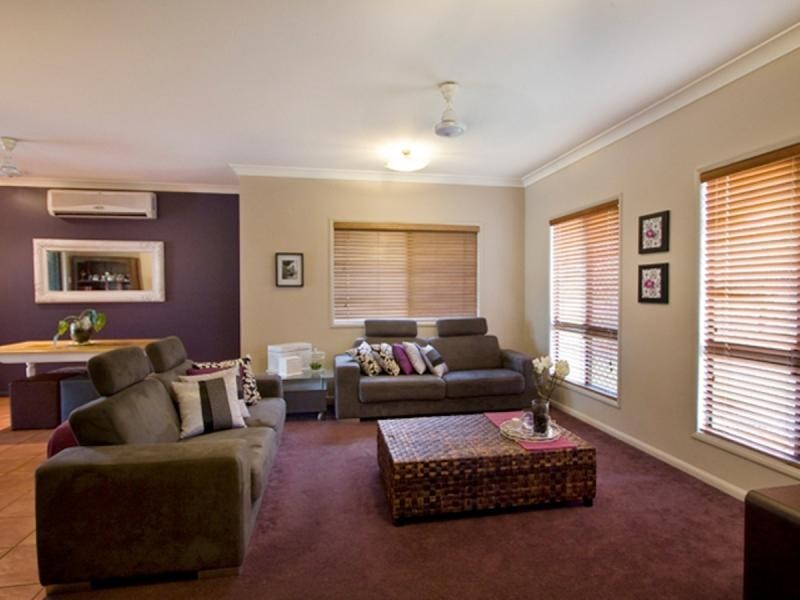 32 Mendi Drive, Bushland Beach QLD 4818