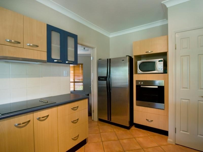 32 Mendi Drive, Bushland Beach QLD 4818