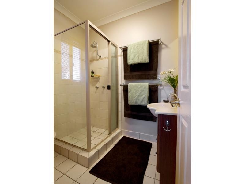 32 Mendi Drive, Bushland Beach QLD 4818