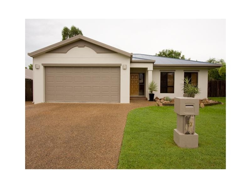 32 Mendi Drive, Bushland Beach QLD 4818