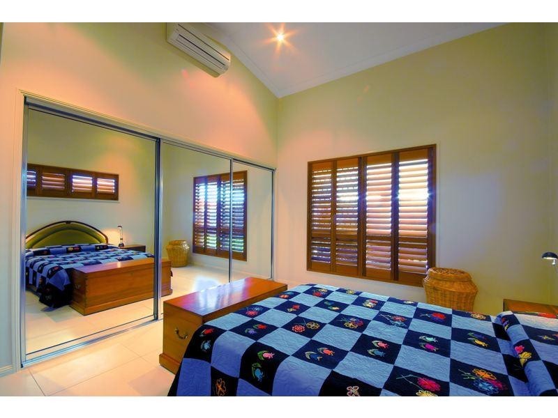 24 Anchorage Circuit, Bushland Beach QLD 4818