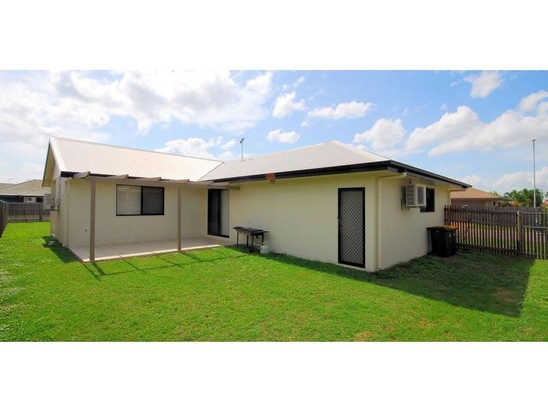 10 Chesham Drive, Kirwan QLD 4817