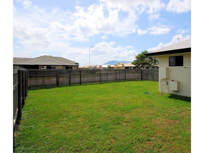 10 Chesham Drive, Kirwan QLD 4817