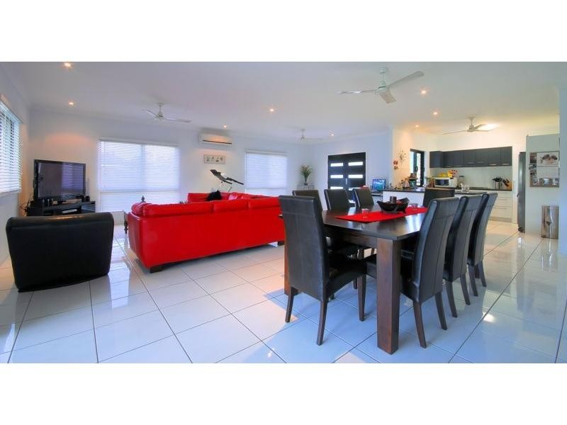 12 Virginia Court, Balgal Beach QLD 4816