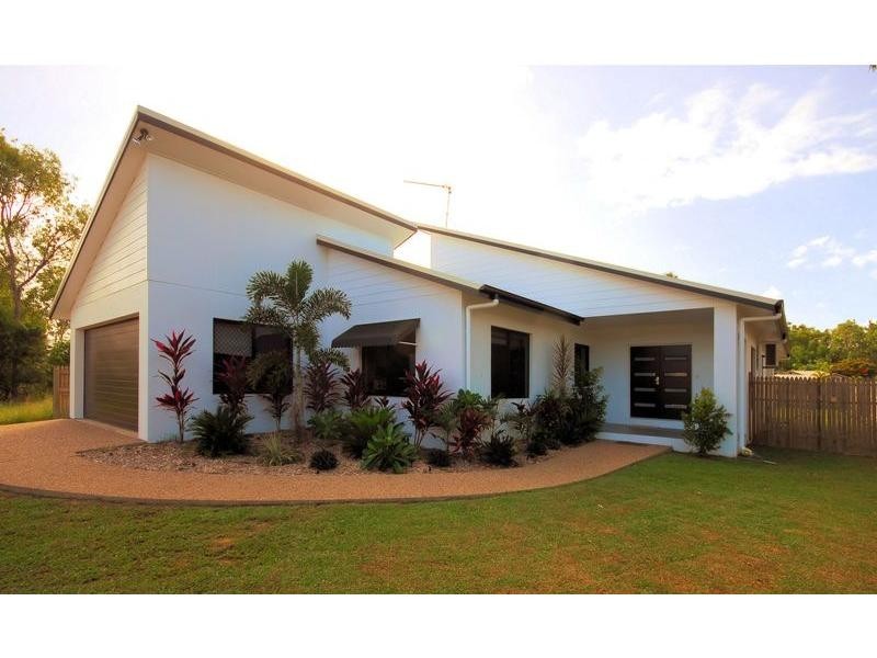 12 Virginia Court, Balgal Beach QLD 4816