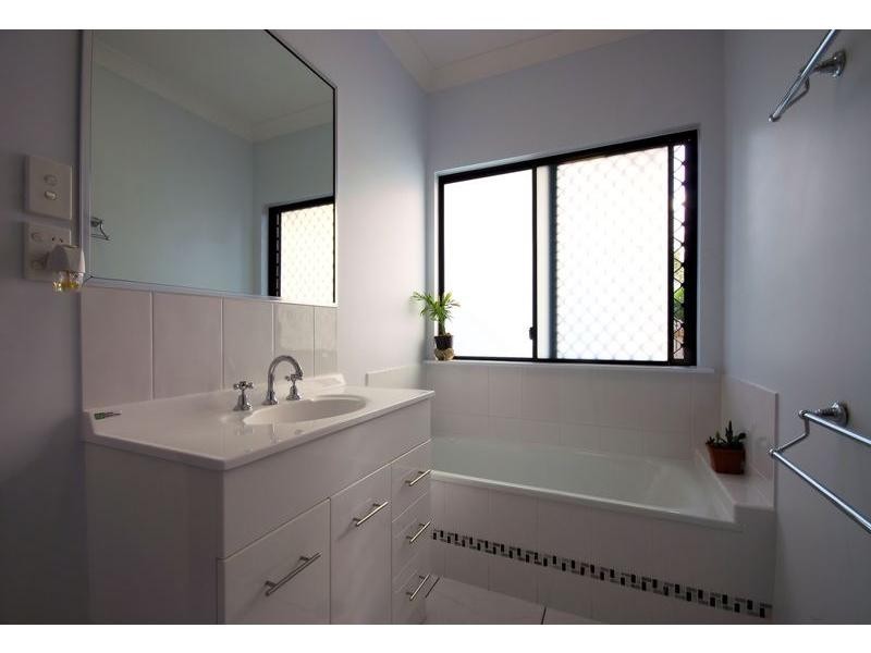 12 Virginia Court, Balgal Beach QLD 4816