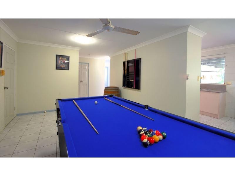 4 Courtney Street, Cranbrook QLD 4814