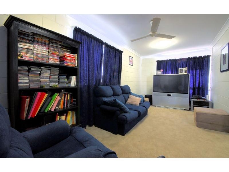 4 Courtney Street, Cranbrook QLD 4814