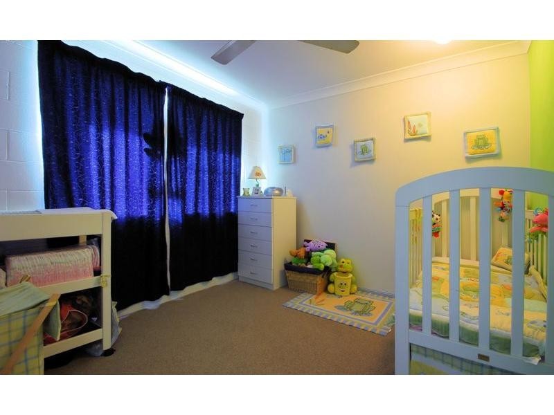 4 Courtney Street, Cranbrook QLD 4814