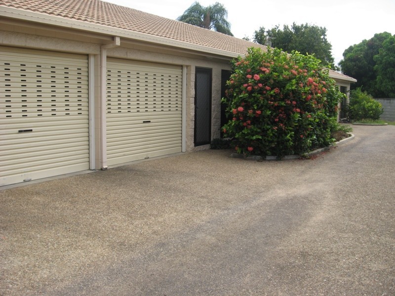 2/68 Robertson Street, Railway Estate QLD 4810