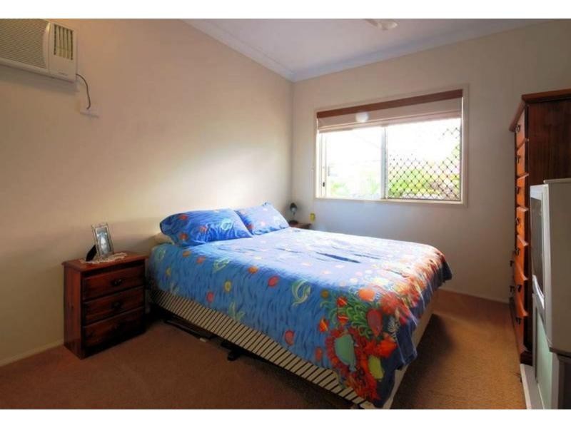 10 Bronte Court, Bushland Beach QLD 4818