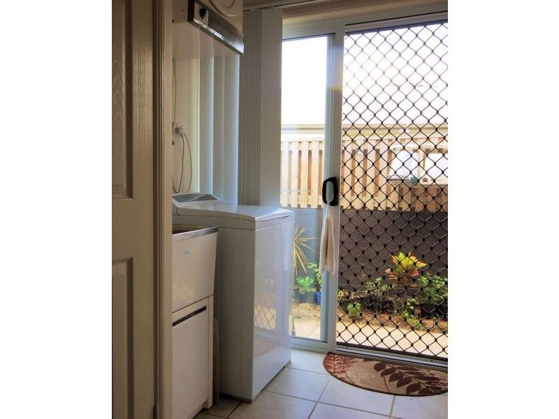 10 Bronte Court, Bushland Beach QLD 4818