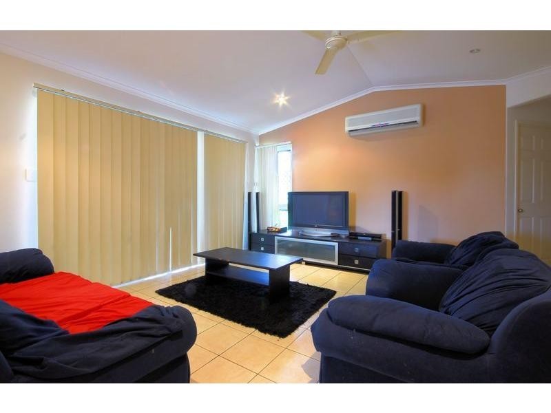 56 Thorn Street, Mount Louisa QLD 4814