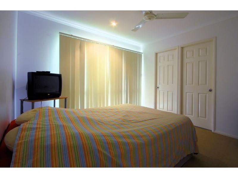 56 Thorn Street, Mount Louisa QLD 4814