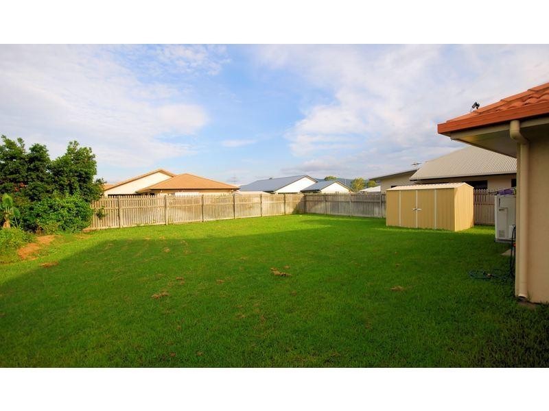 56 Thorn Street, Mount Louisa QLD 4814