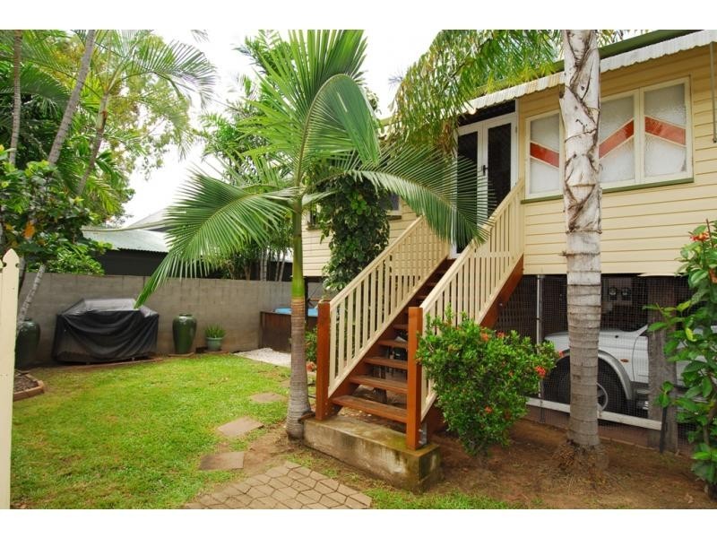 1/39 First Street, Railway Estate QLD 4810
