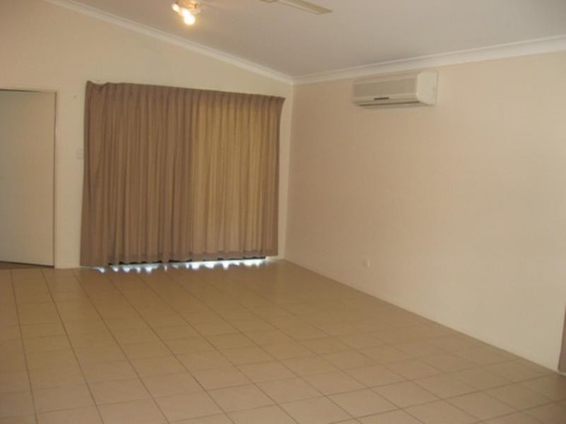 4 Eton Court, Burdell QLD 4818