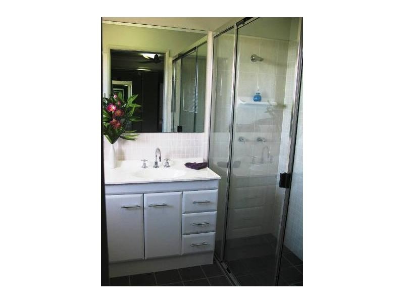 21 Waterfront Parade, Fairfield Waters, Idalia QLD 4811