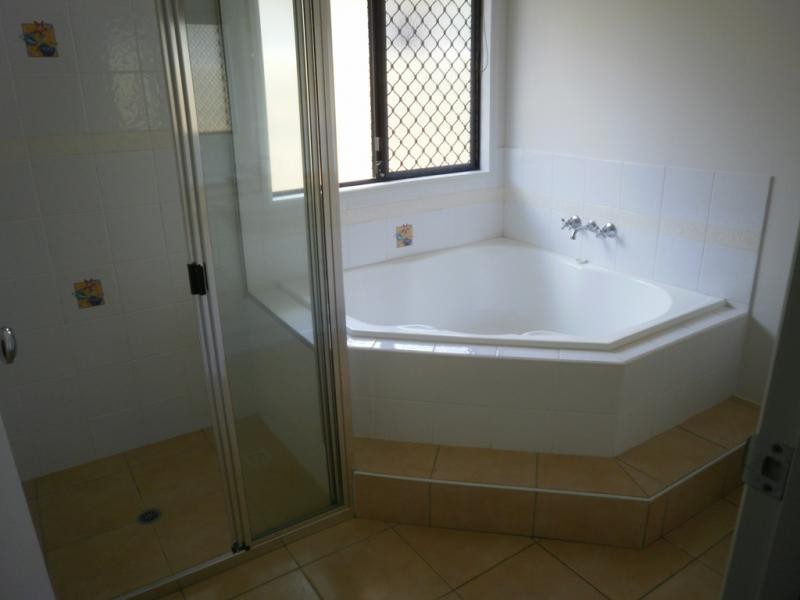 1 Hallett Close, Douglas QLD 4814