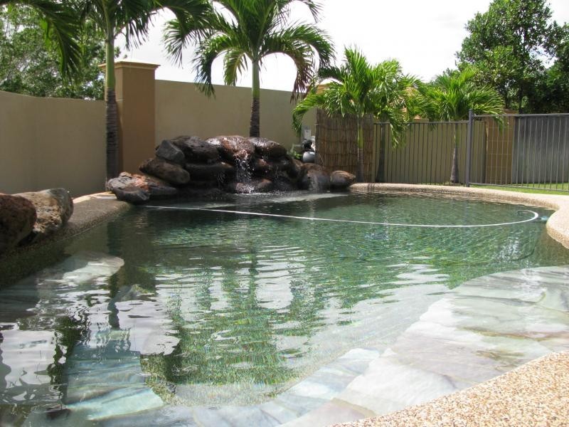 1 Hallett Close, Douglas QLD 4814