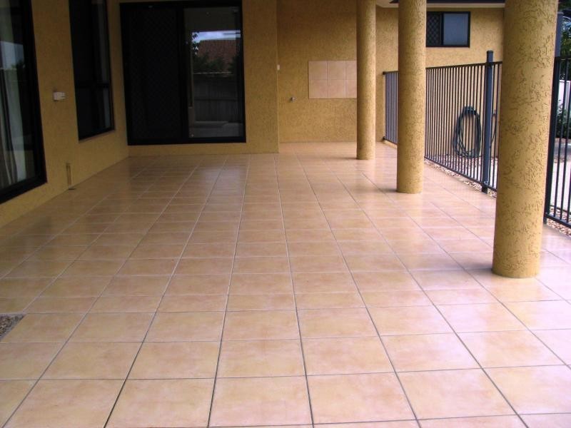 1 Hallett Close, Douglas QLD 4814