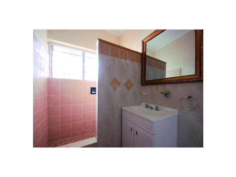 3/214 Kings Road, Pimlico QLD 4812