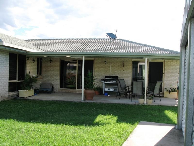 37 Dickenson Place, Greenwood Gardens, Kirwan QLD 4817