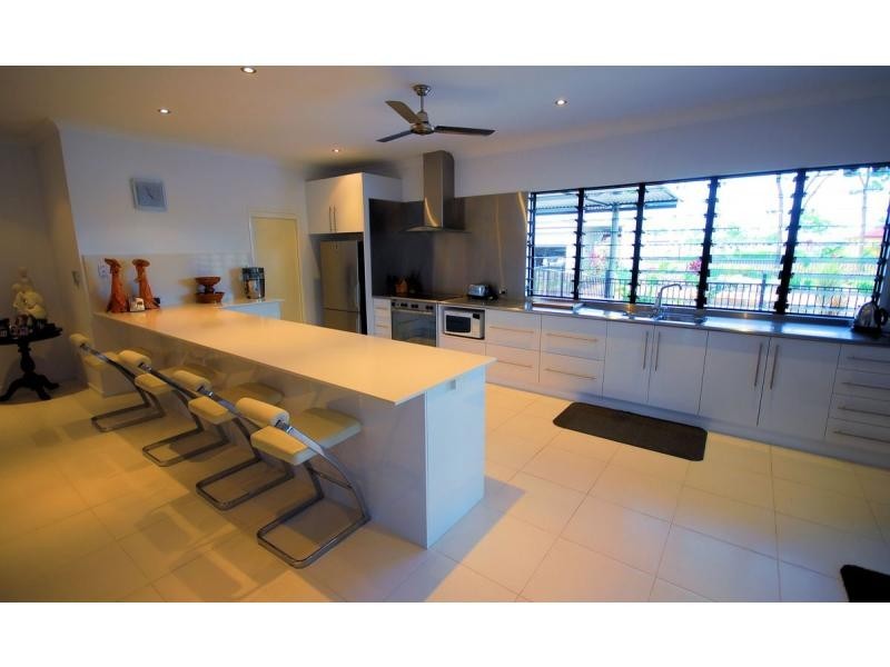 7 Irvinebank Road, Mount Low QLD 4818