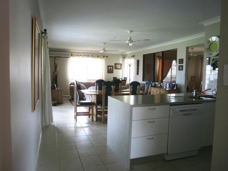 14 Eton Court, Burdell QLD 4818