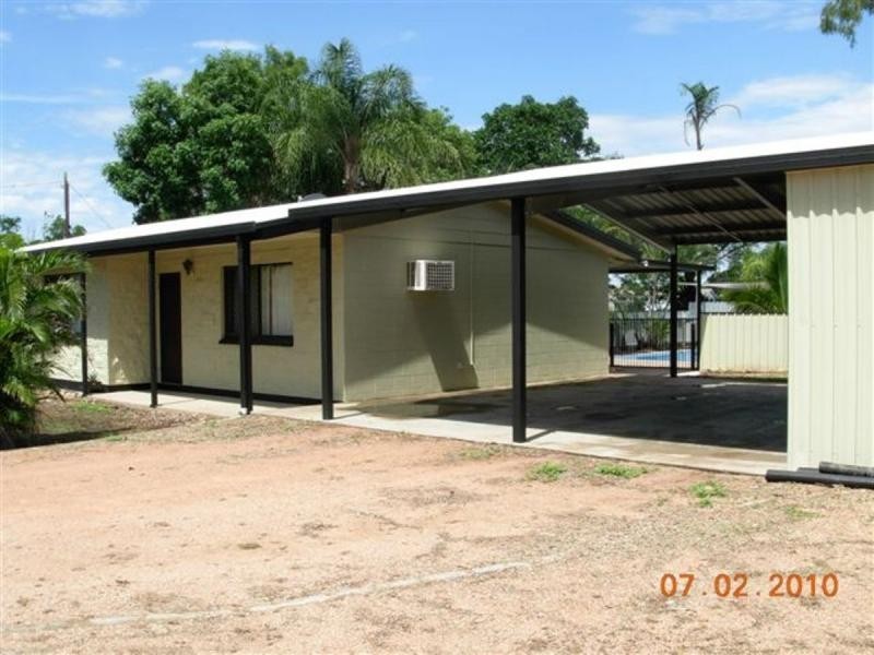 42 Althaus Parade, Yabulu QLD 4818