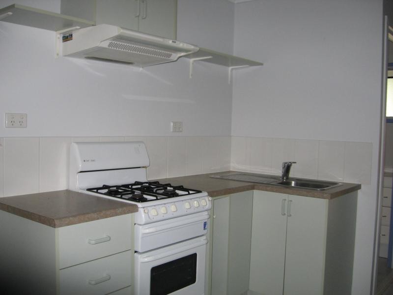 1/8 Tully Street, South Townsville QLD 4810