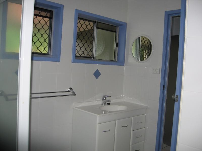 1/8 Tully Street, South Townsville QLD 4810