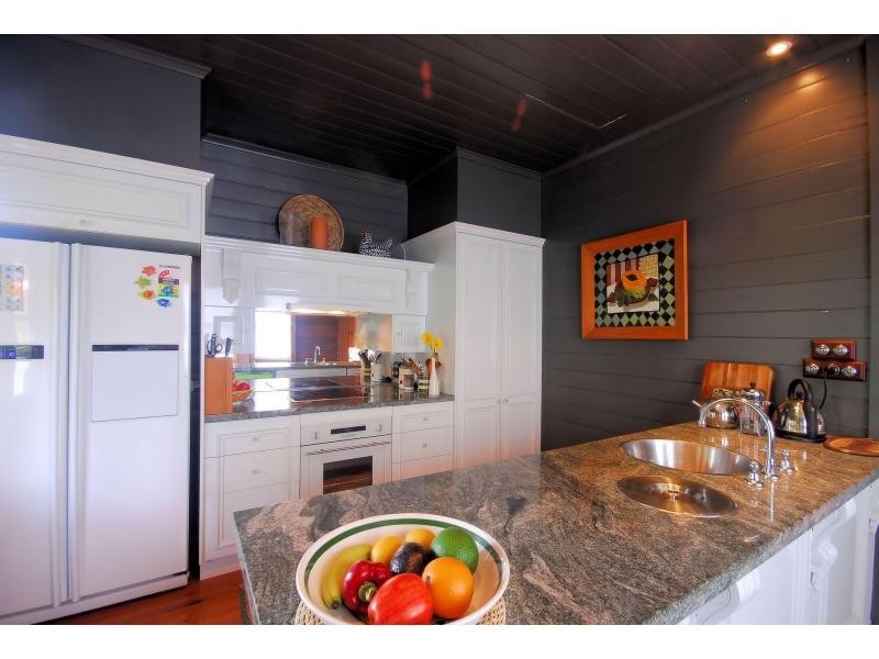 18 Garrick Street, Townsville City QLD 4810